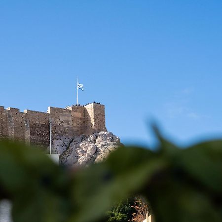 Central House In Plaka Афины Экстерьер фото